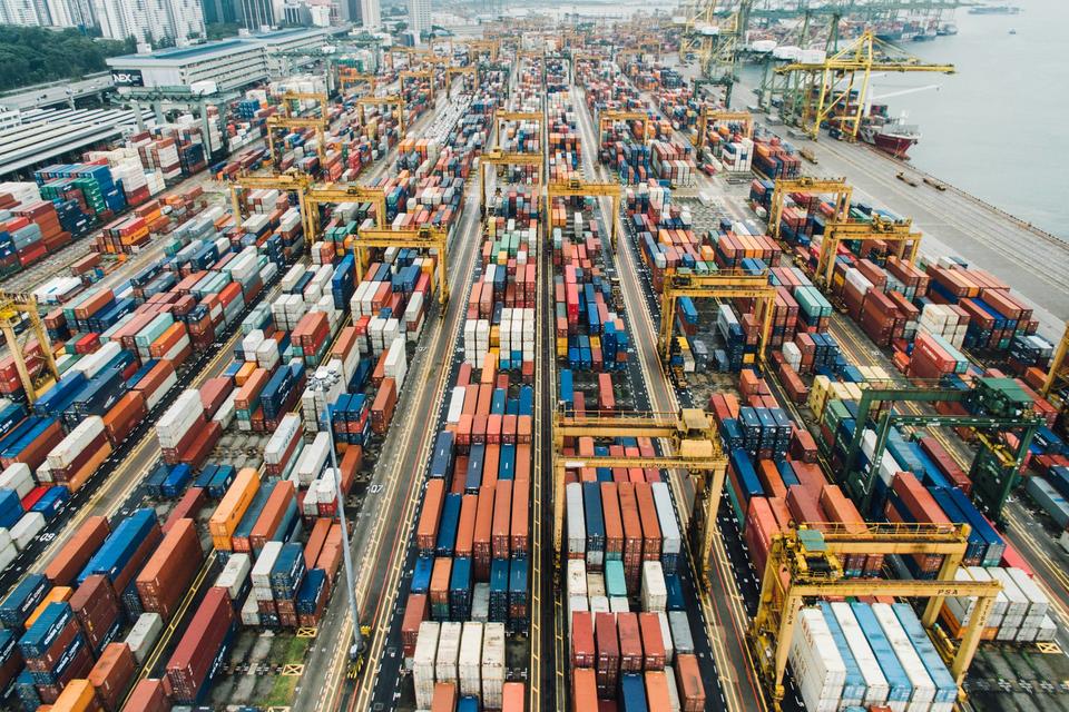 Types of terminal equipment serviced including cranes and carriers